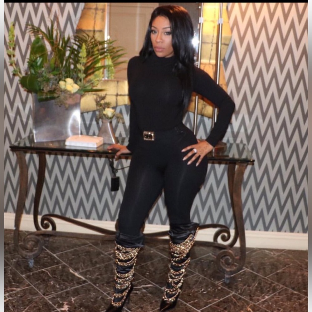 Thick Black Jumpsuit/w Belt